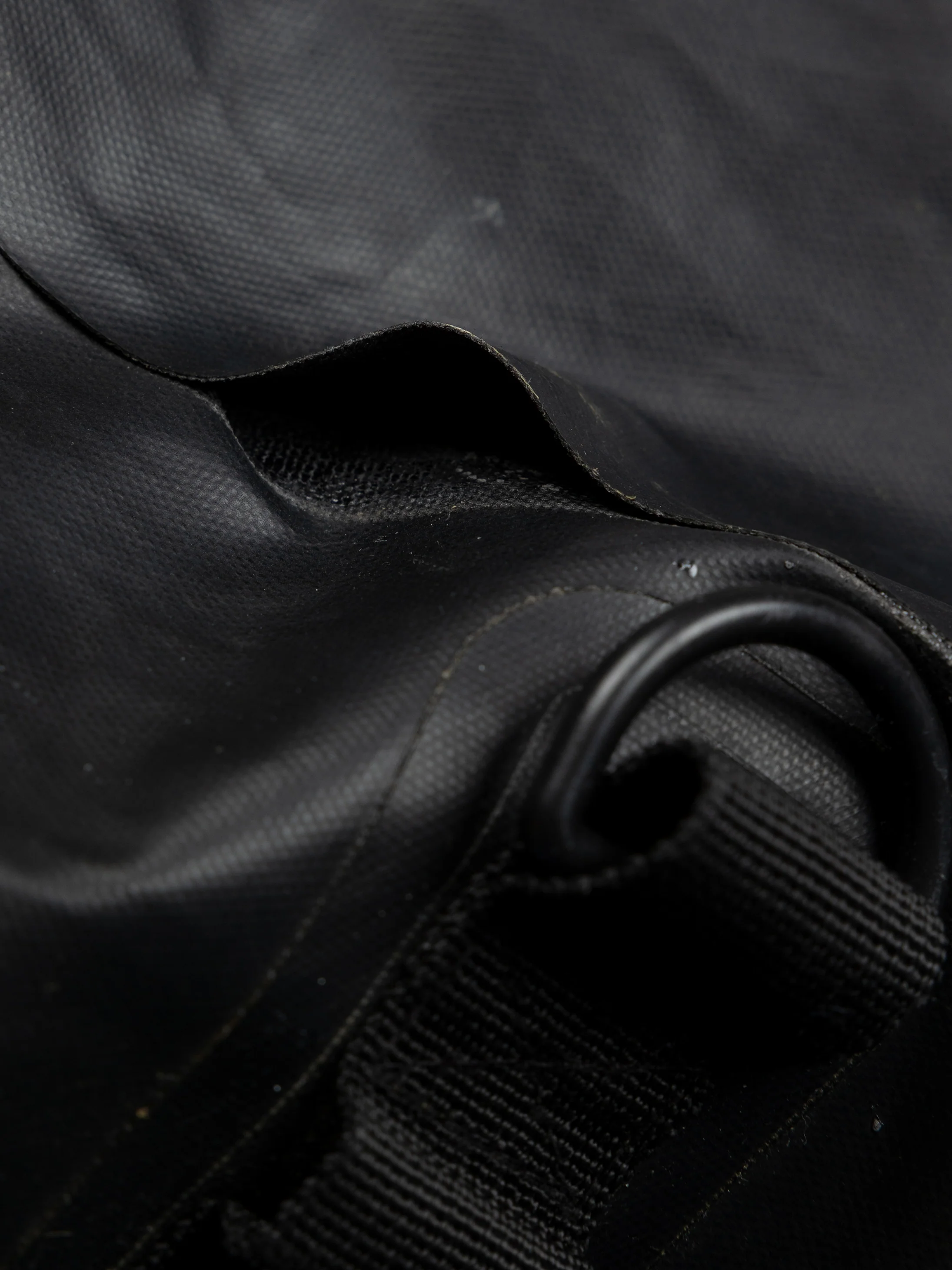 Bag Seam Repair - Image 2
