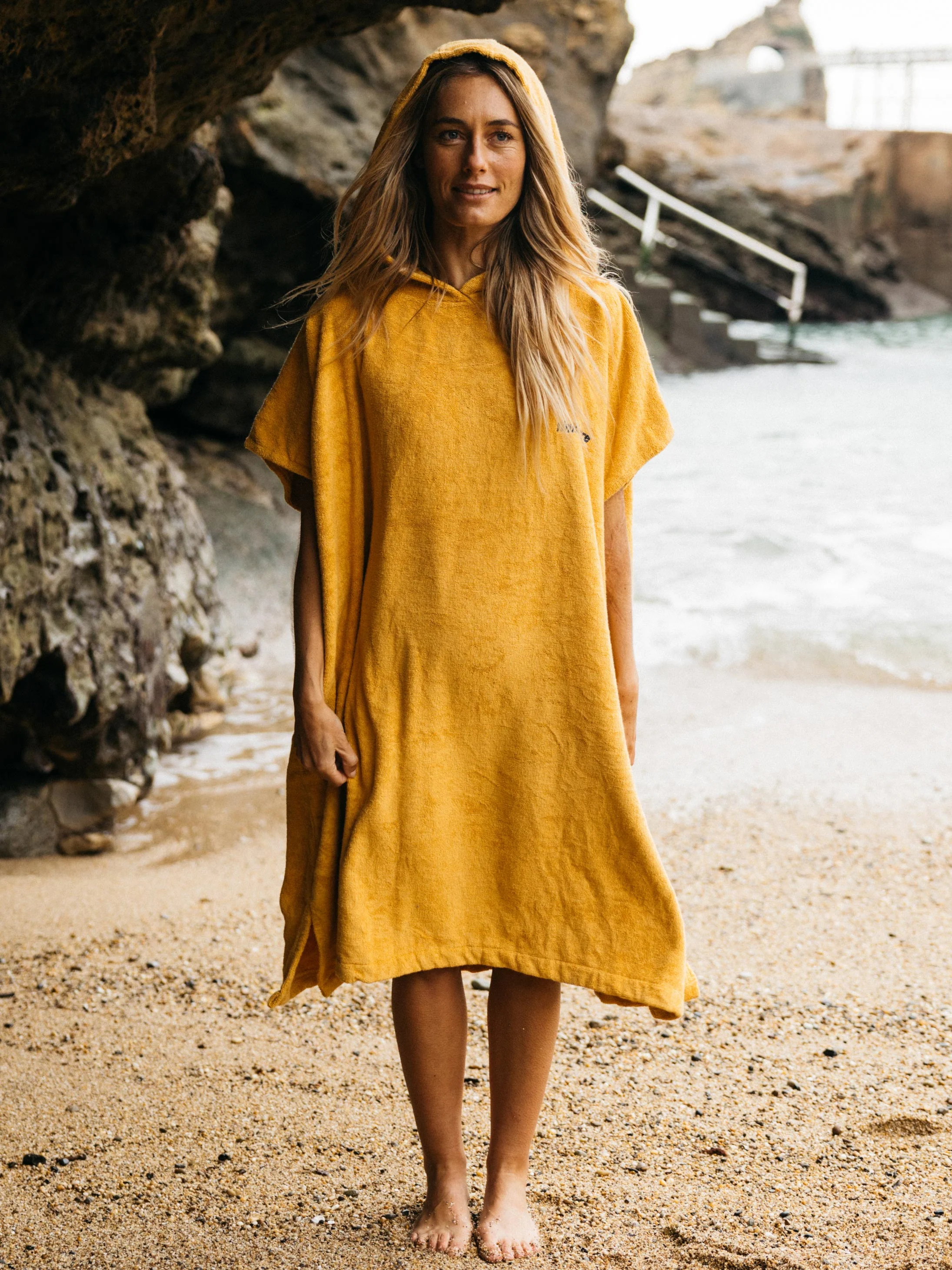 Clearwater Changing Robe - Image 2