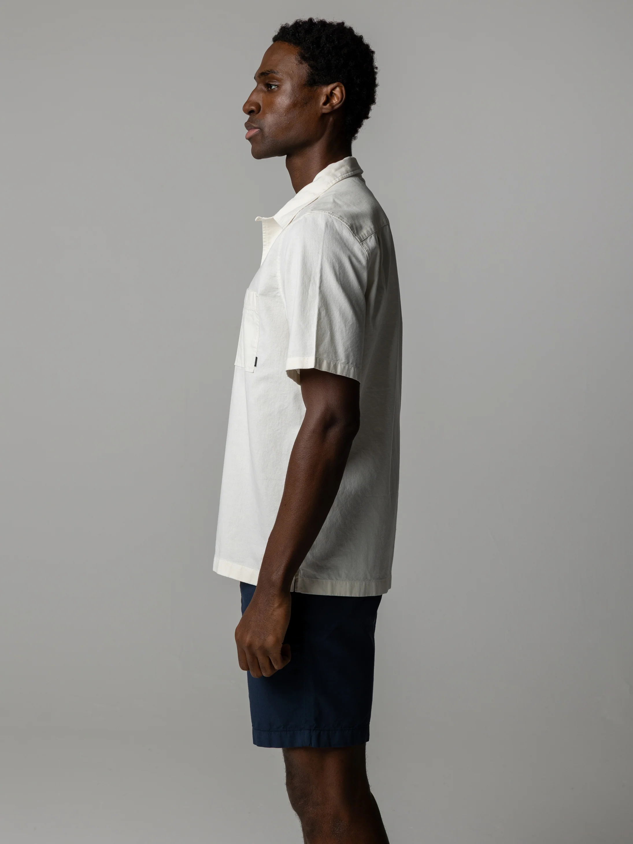Men's Hendra Short Sleeve Shirt - Image 3