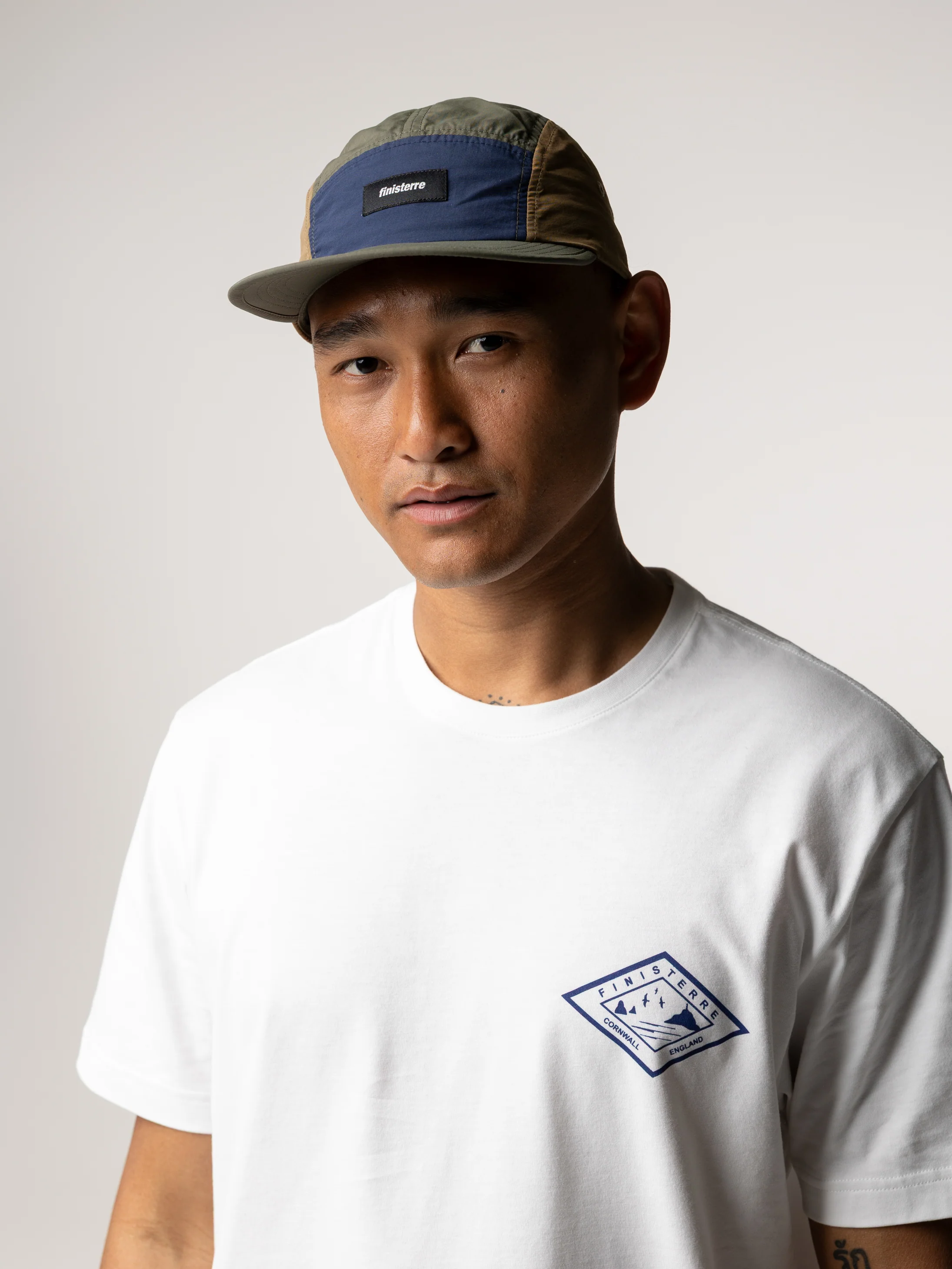 Men's Diamond Logo T-Shirt - Image 4