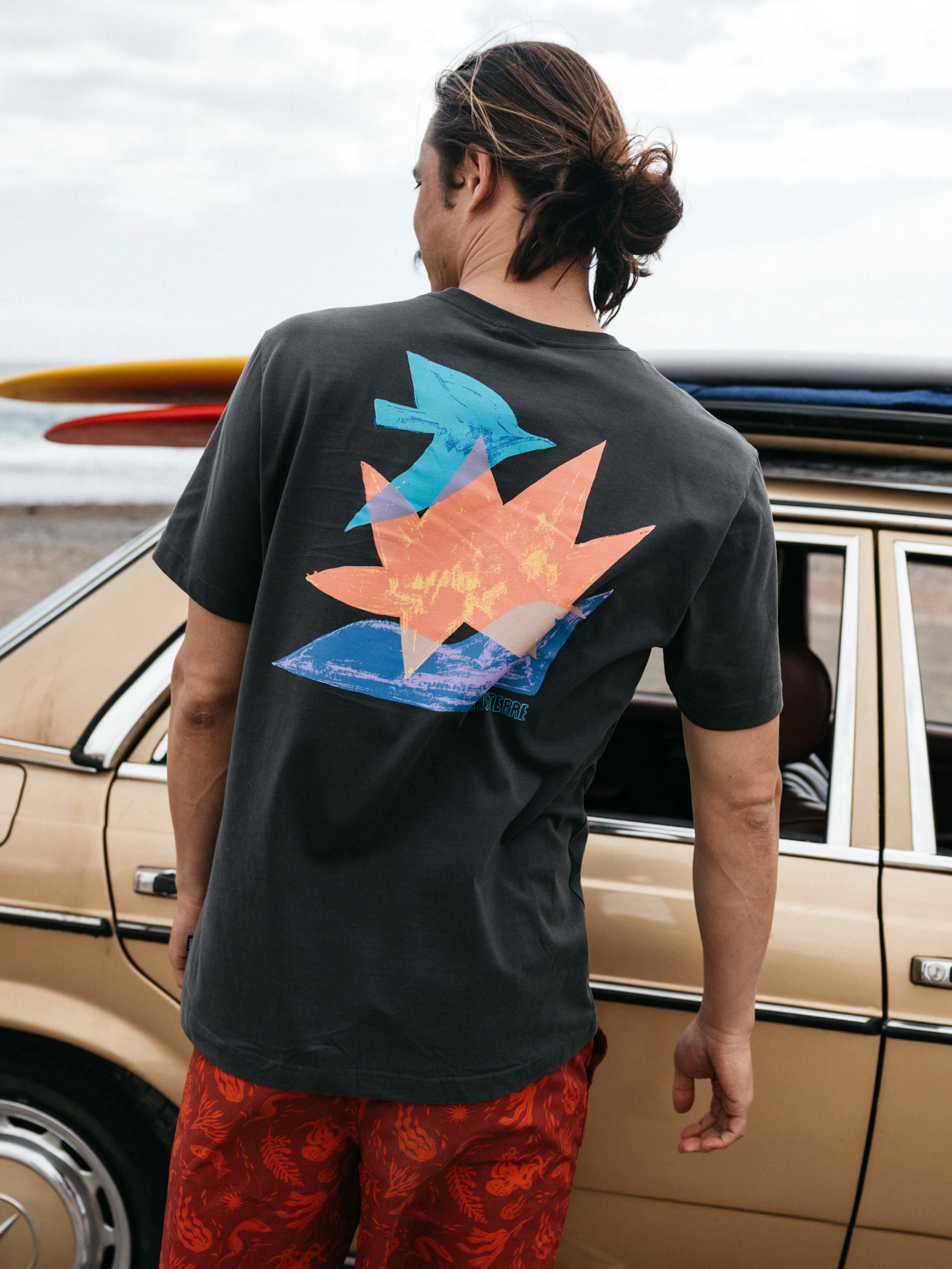 Men's Sunrays T-Shirt - Image 2
