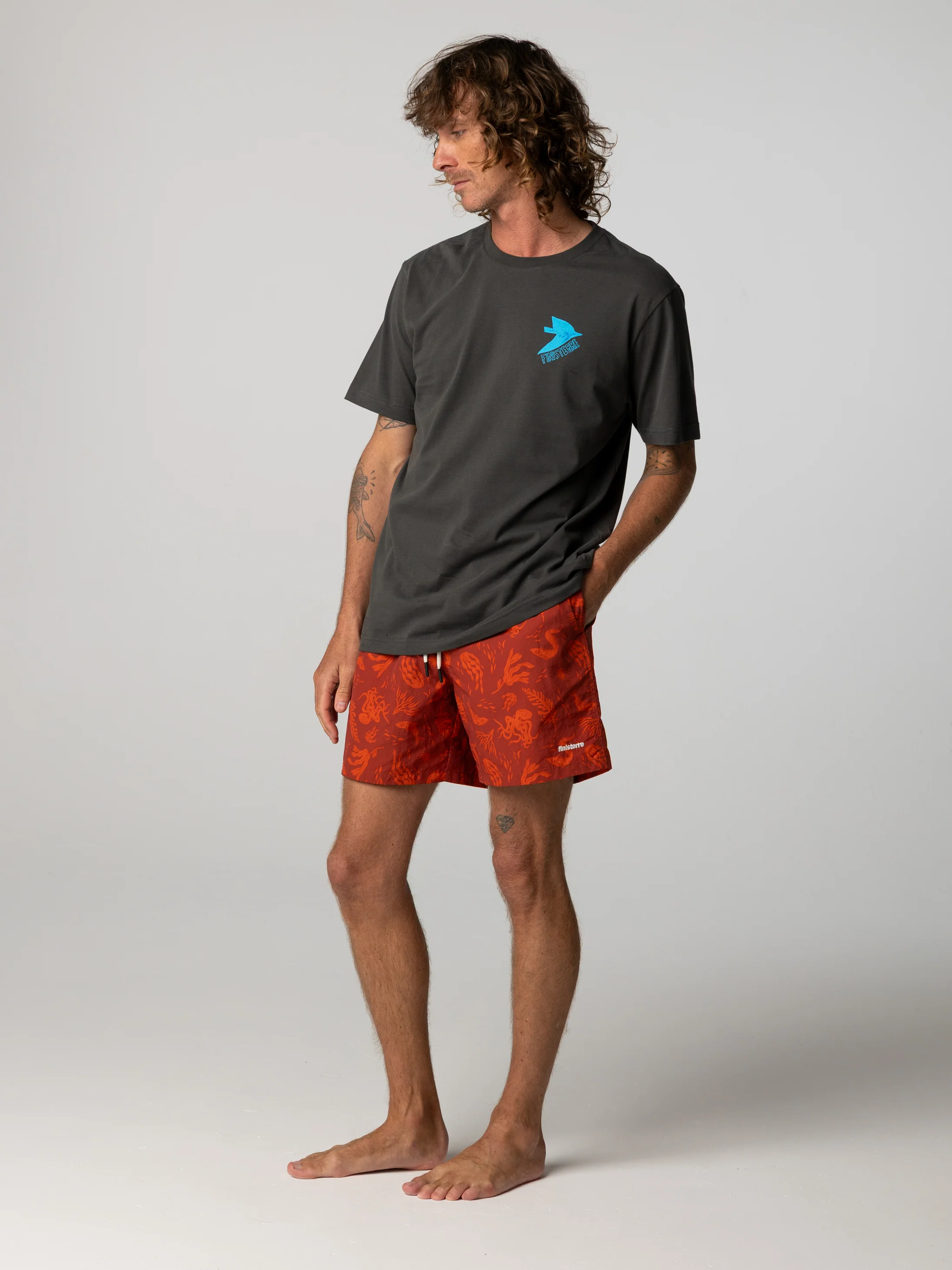 Men's Sunrays T-Shirt - Image 4