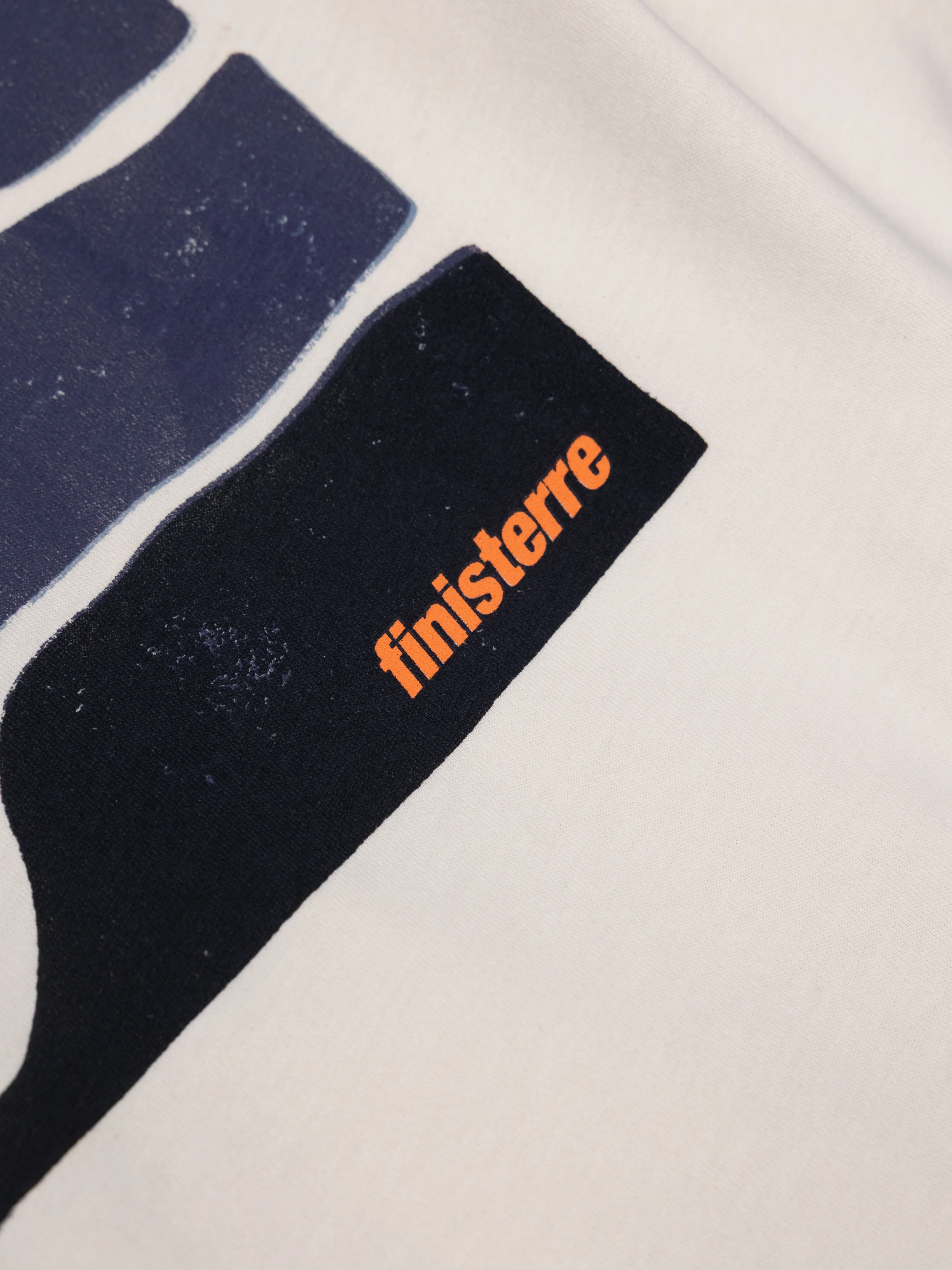 Men's Waves T-Shirt - Image 4