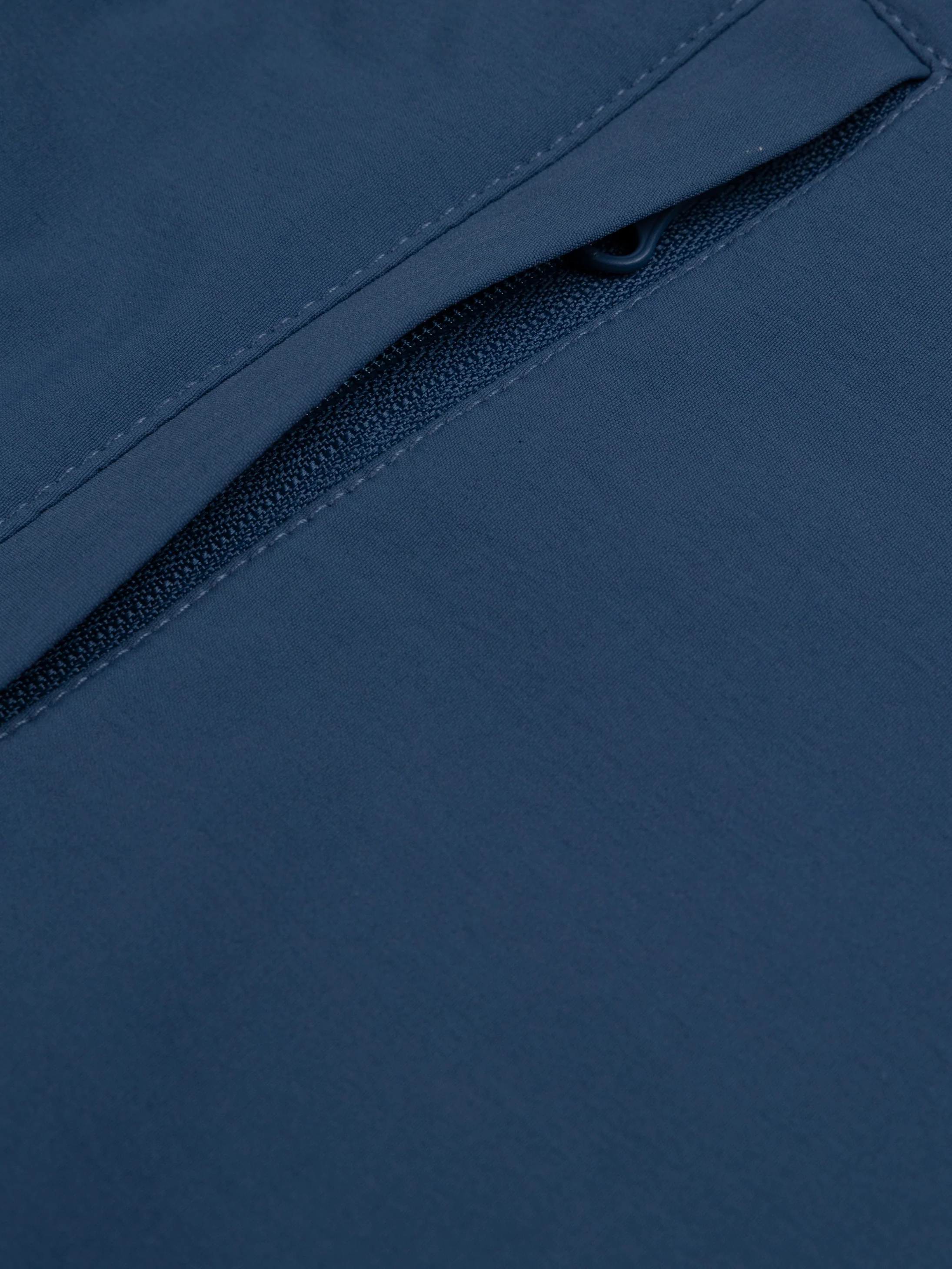 Men's Searcher Hybrid Short - Image 8