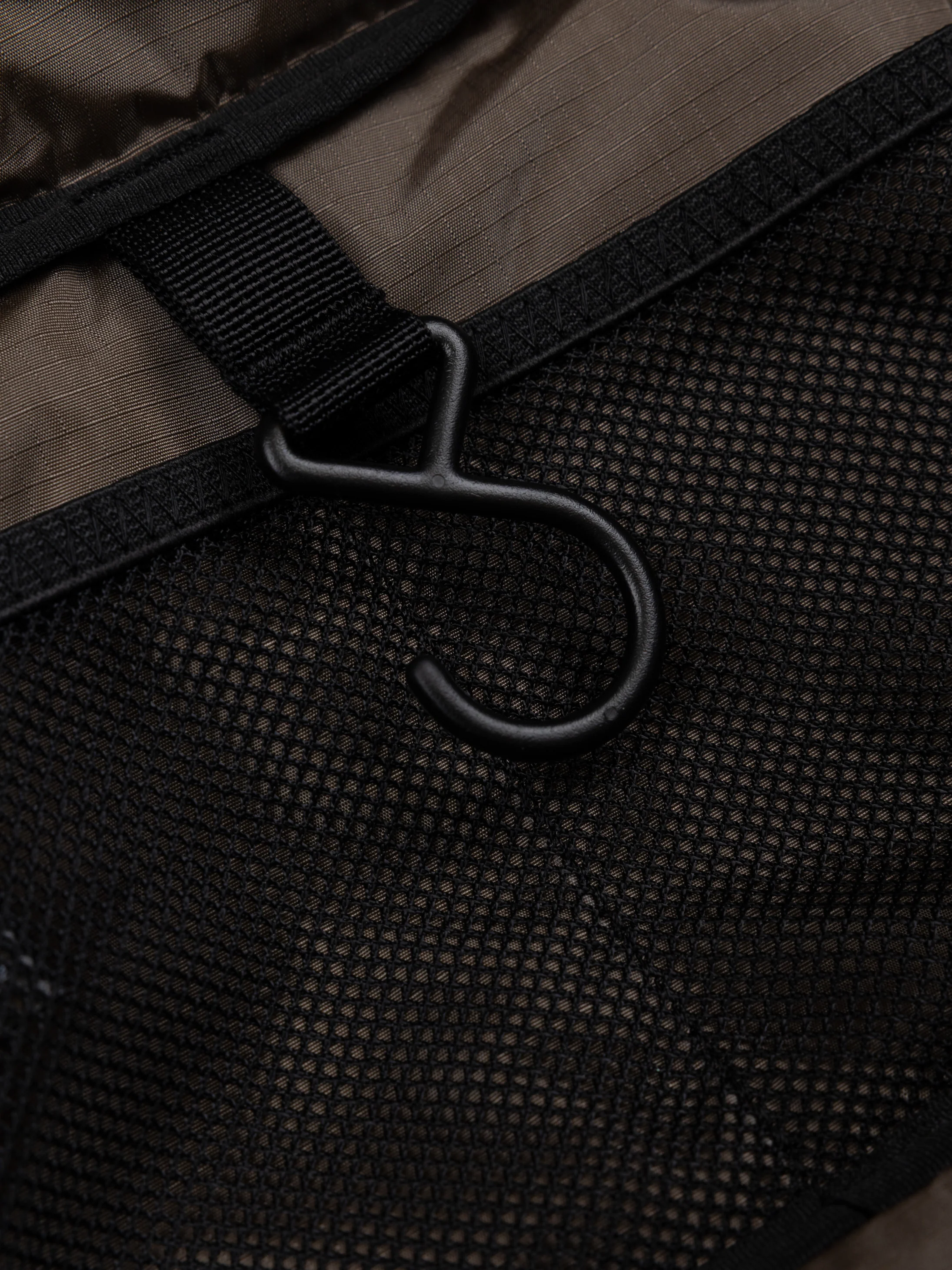 Mako Toiletries Bag - Image 4