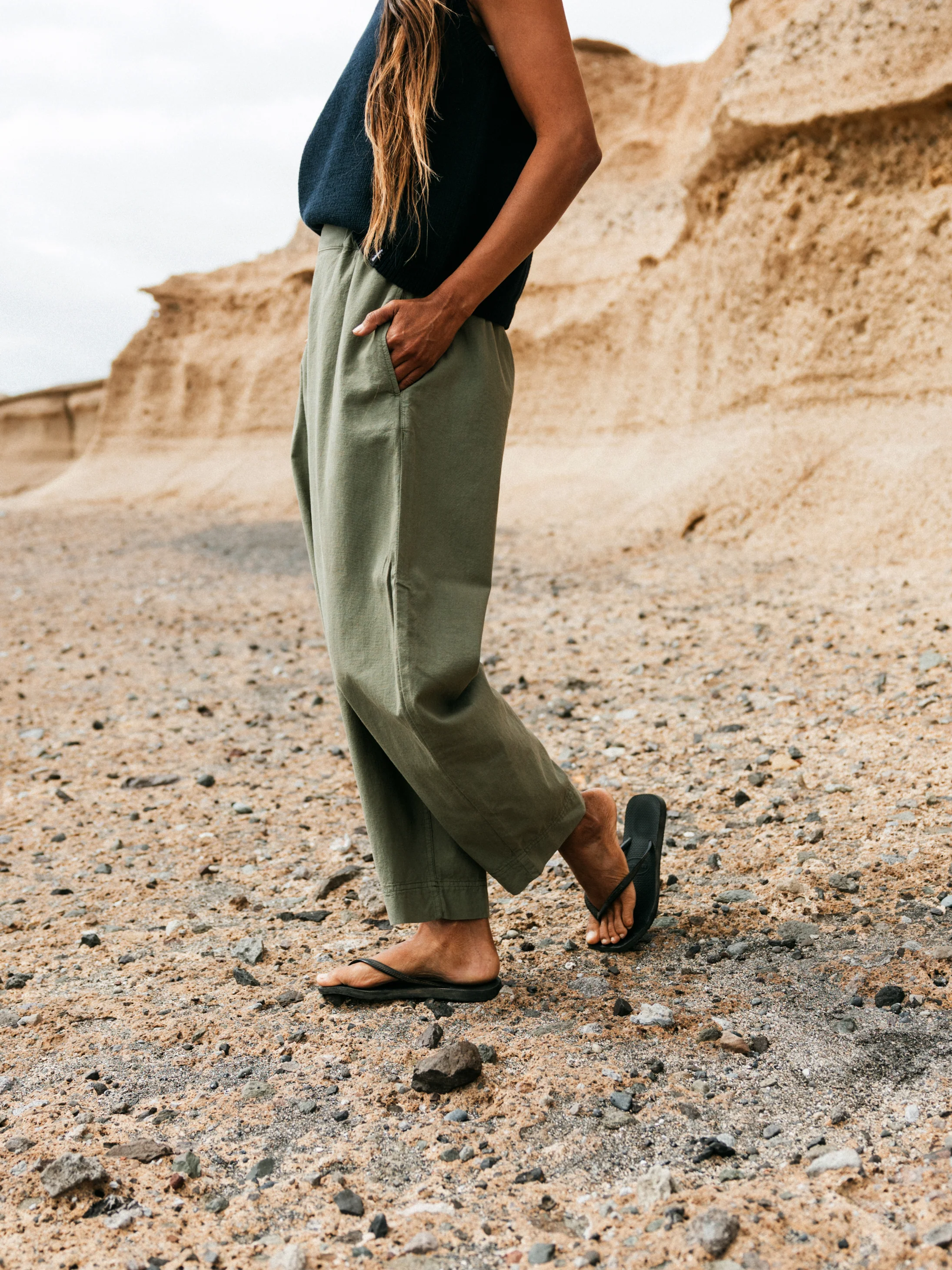 Women's Morva Hemp Barrel Trouser - Image 3
