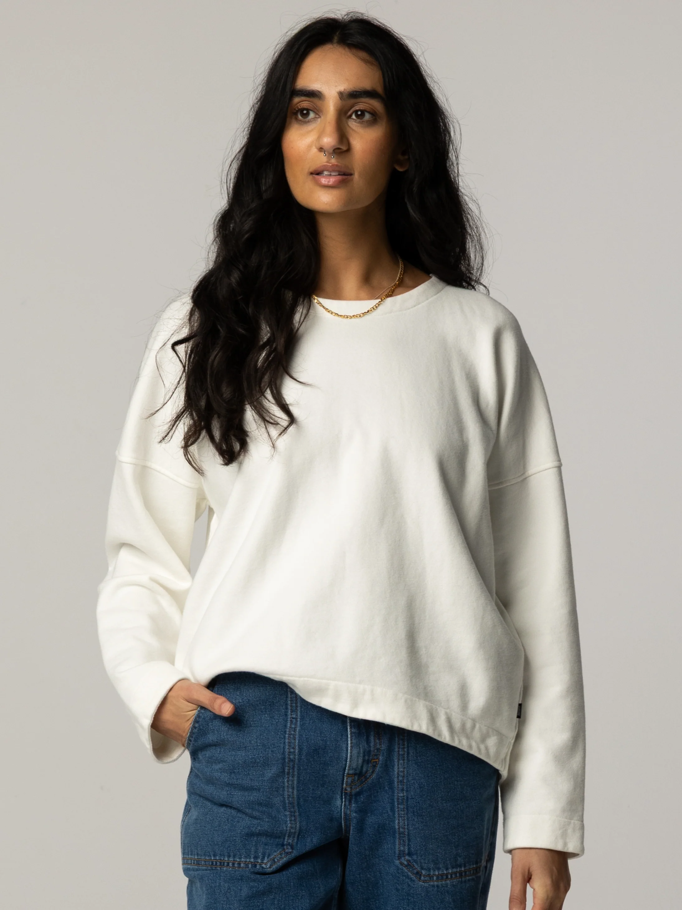 Women's Levant Sweatshirt - Image 2