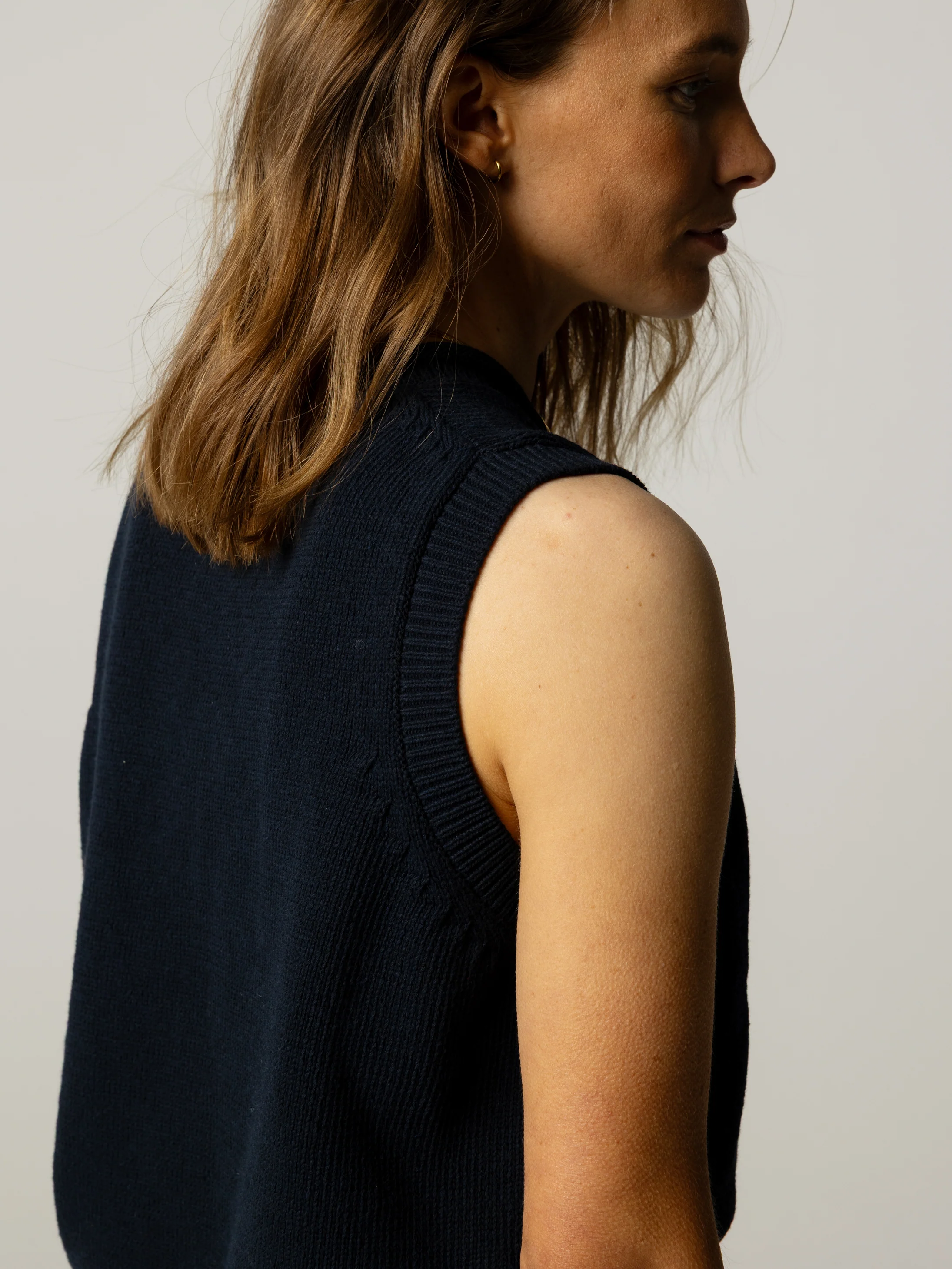 Women's Kerrow Vest - Image 7