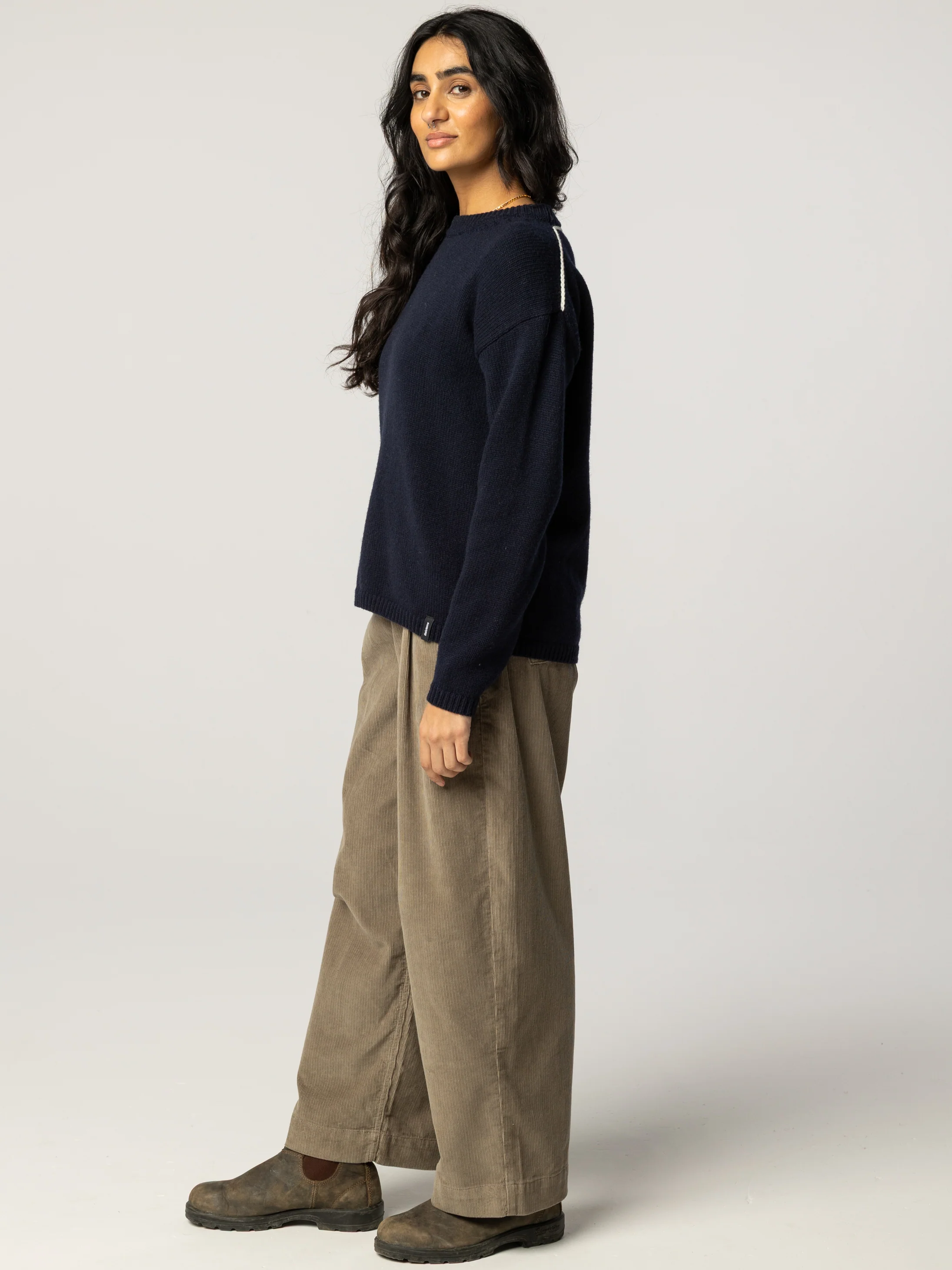 Women's Eva Contrast Stitch Jumper - Image 4